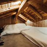 Luxurious 3-bedroom Flat With Sauna And Garage Apartman *