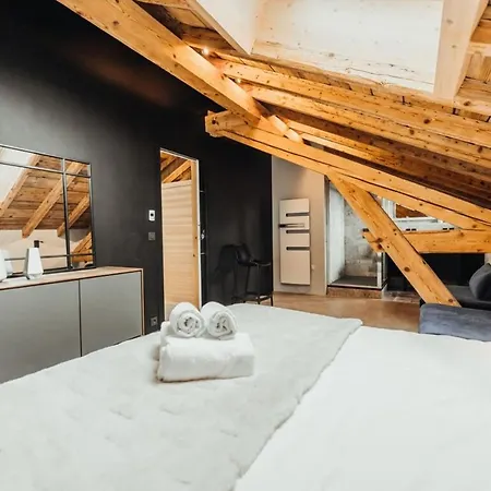 Luxurious 3-bedroom Flat With Sauna And Garage *