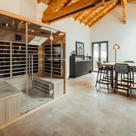 Luxurious 3-bedroom Flat With Sauna And Garage *